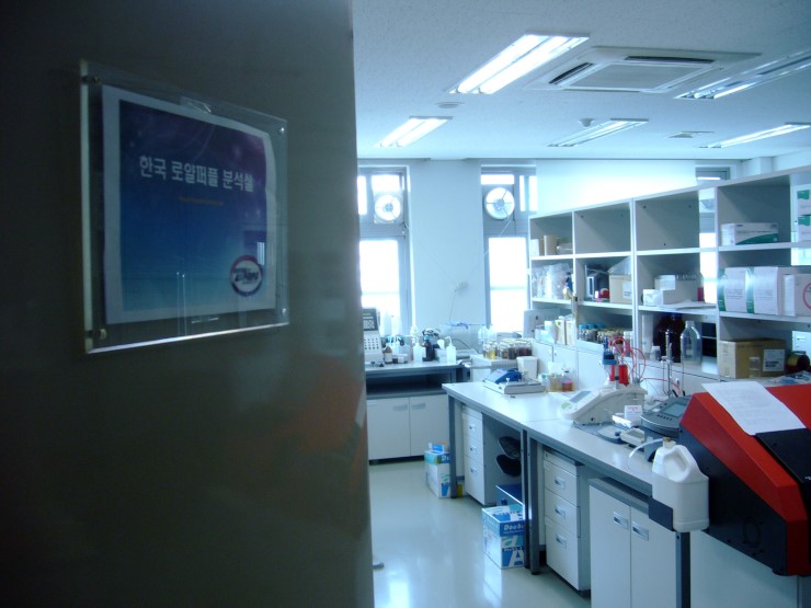 ξlab